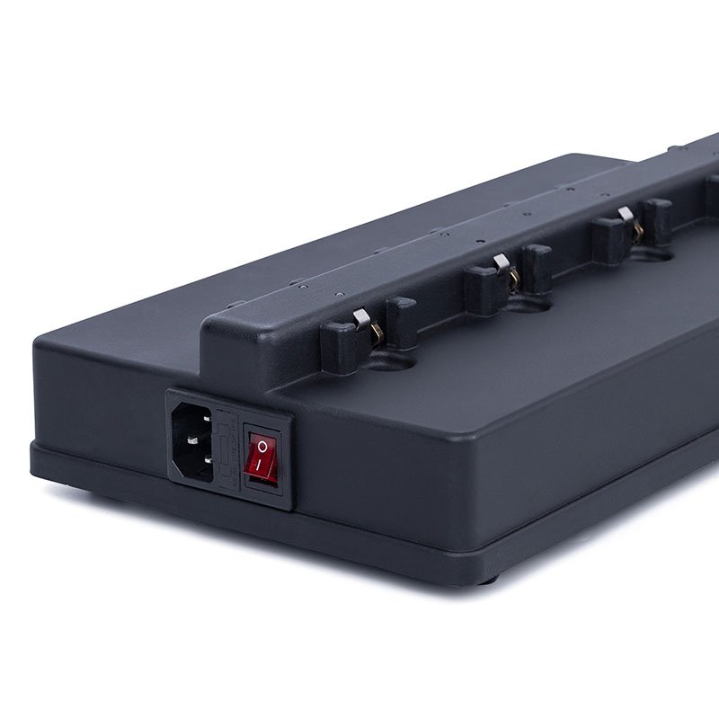 charging-bank-CB8T-front2 Roobuck charging bank CB8T front1